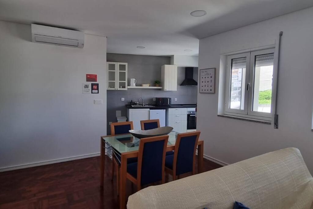 Ferienwohnung Casa Da Praca 2 São João da Madeira Exterior foto